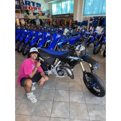 YAMAHA YZ 125 LIMITED 1/10 CARBON EDITION BY ARAB GT
