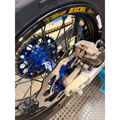 YAMAHA YZ 125 MOTARD - 2027 LIMITED CARBON EDITION BY ARAB GT