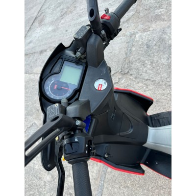 SCOOTER APRILIA SR 50 FACTORY SPIDERMAN 2 EDITION - 2005