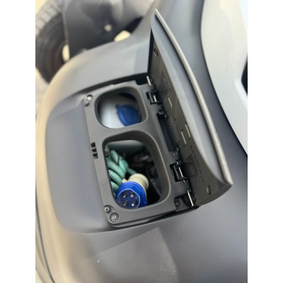 RENAULT TWIZY 80 WHITE PEARL - 2013