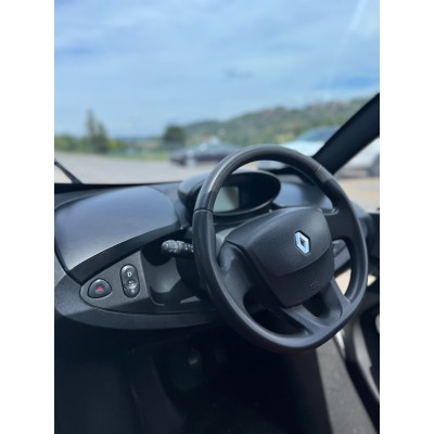 RENAULT TWIZY 80 WHITE PEARL - 2013