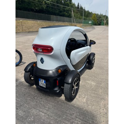 RENAULT TWIZY 80 WHITE PEARL - 2013